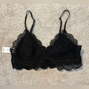 Aritzia Renfrew Bralette
